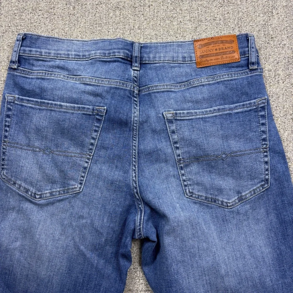 Lucky Brand Jeans Mens 34x31 223 Straight Blue Stretch Denim Pants